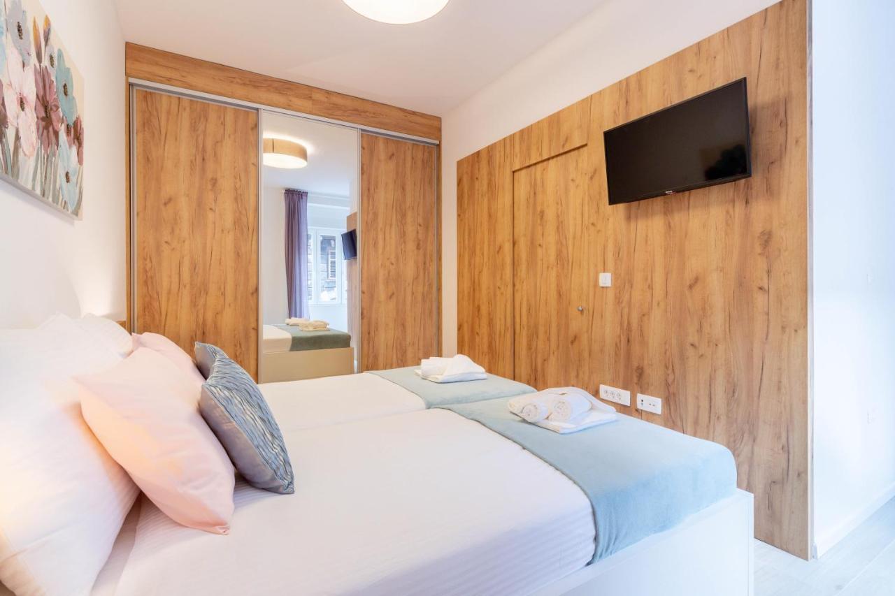 Apartments Fiorello Рийека Екстериор снимка